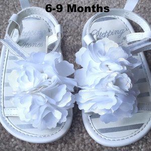 Baby Girl's Size 6-9 M Months Size 3 Stepping Stones Off White Floral Sandals